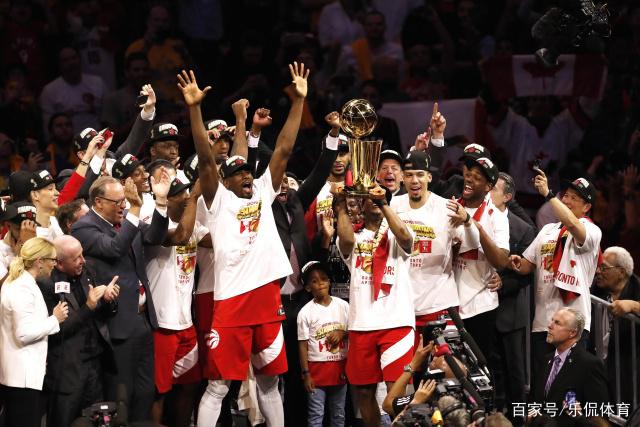 雄鹿队风头盖过猛龙队，创造新历史佳绩的简单介绍