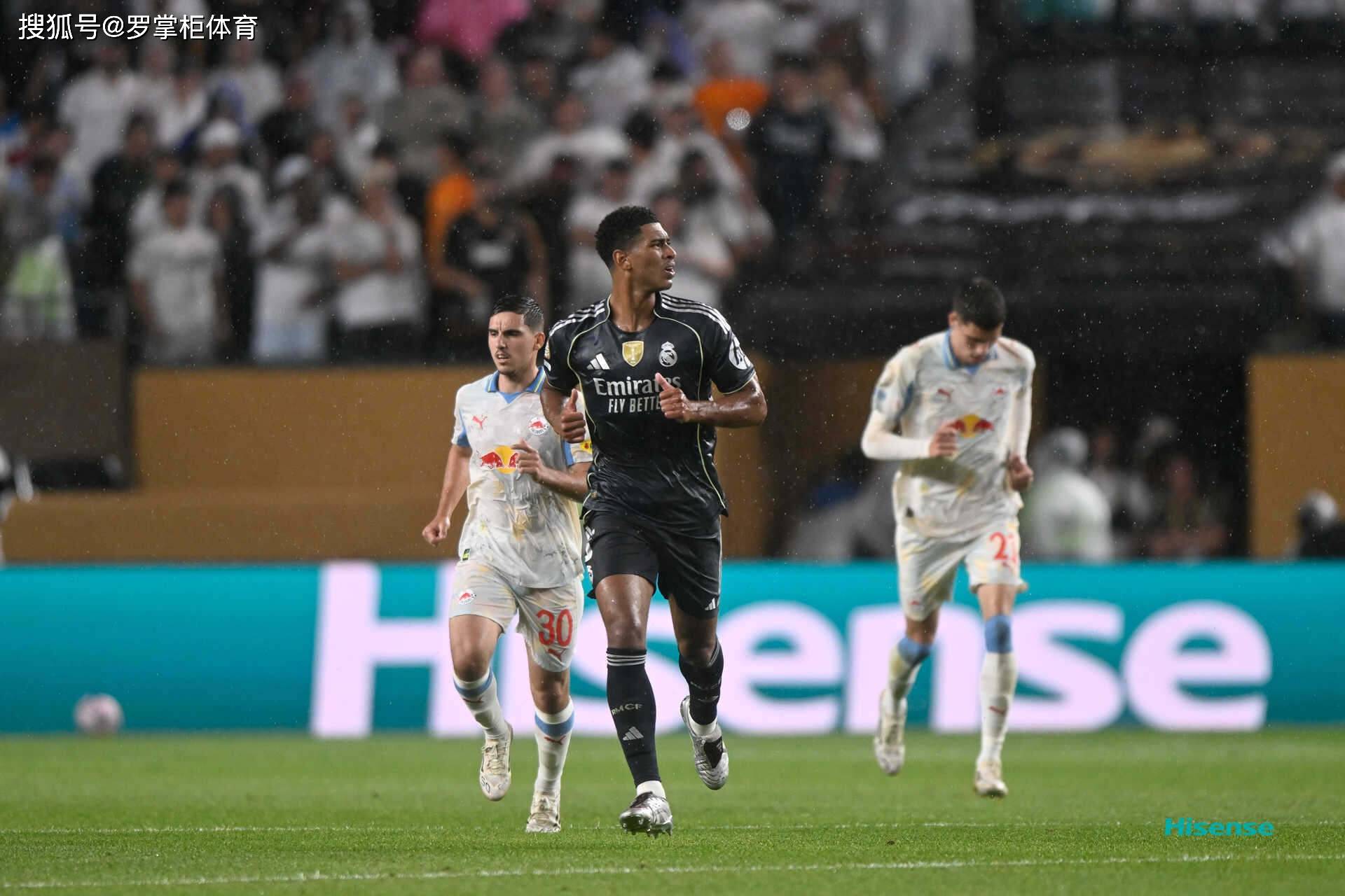 皇马-战胜利物浦，锁定小组头名