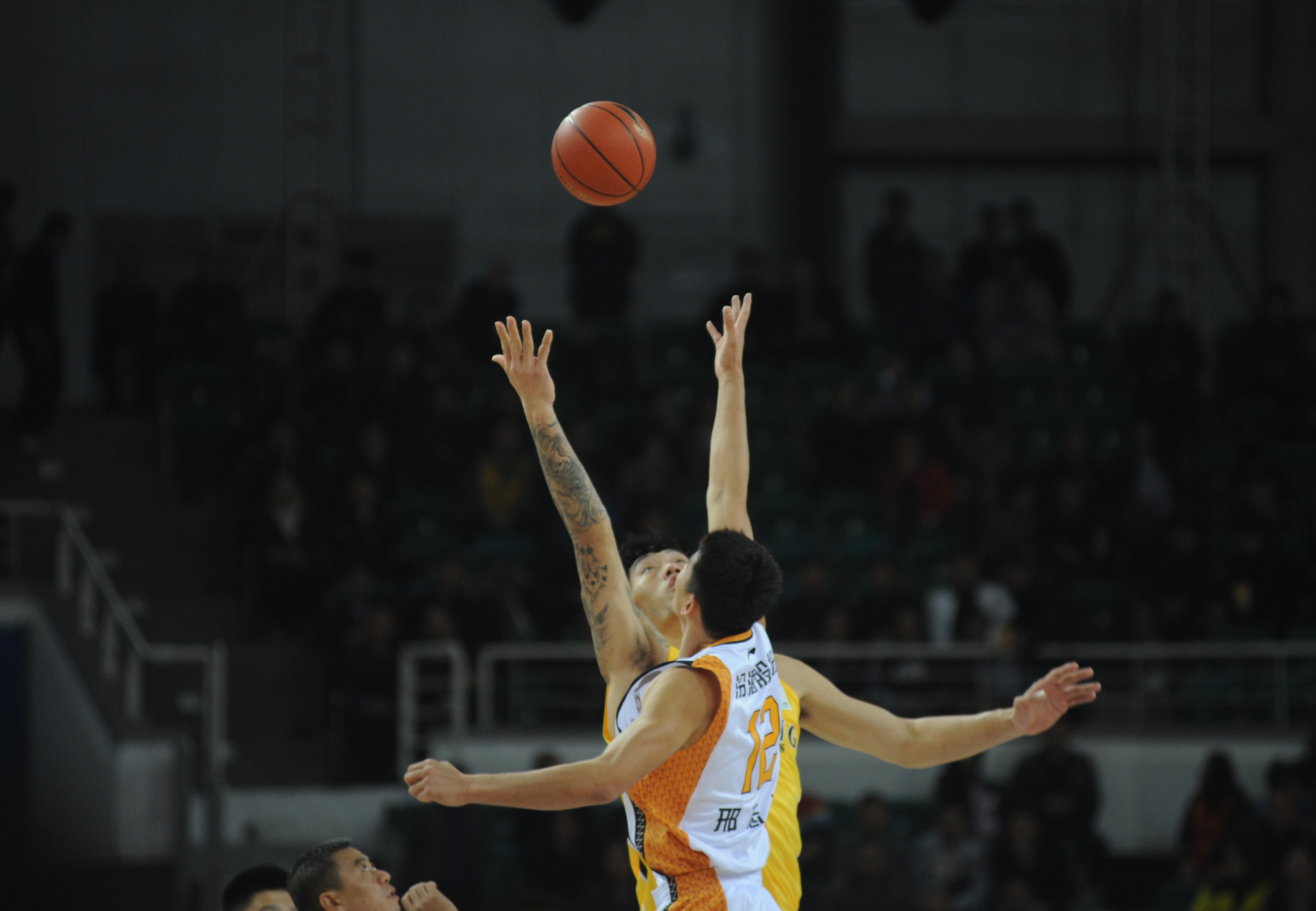 宁夏男篮逆转甘肃队，全面占据优势