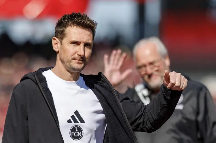 关于纽伦堡遭遇连败，保级压力增大的信息