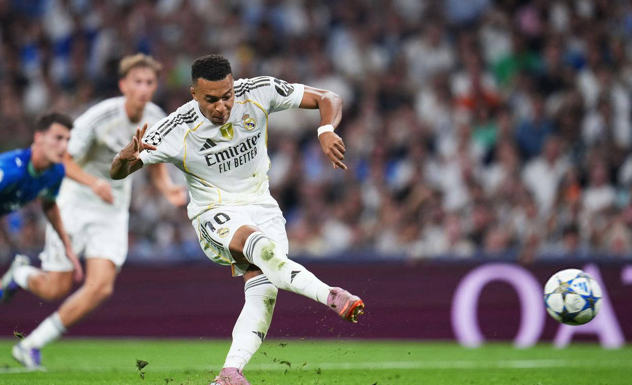 皇马客场逆转战胜对手,保持不败纪录的简单介绍 皇马客场逆转战胜对手,保持不败纪录的简单介绍