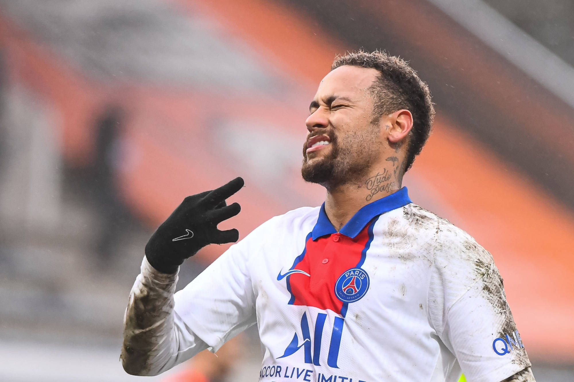 关于里尔客场失分,争冠形势严峻的信息 关于里尔客场失分,争冠形势严峻的信息