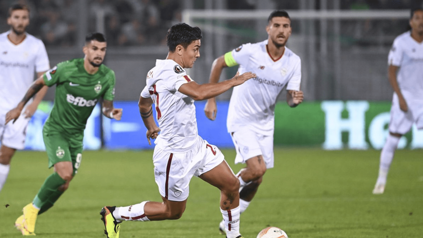 关于罗马教练组积极备战，力争客场取胜的信息