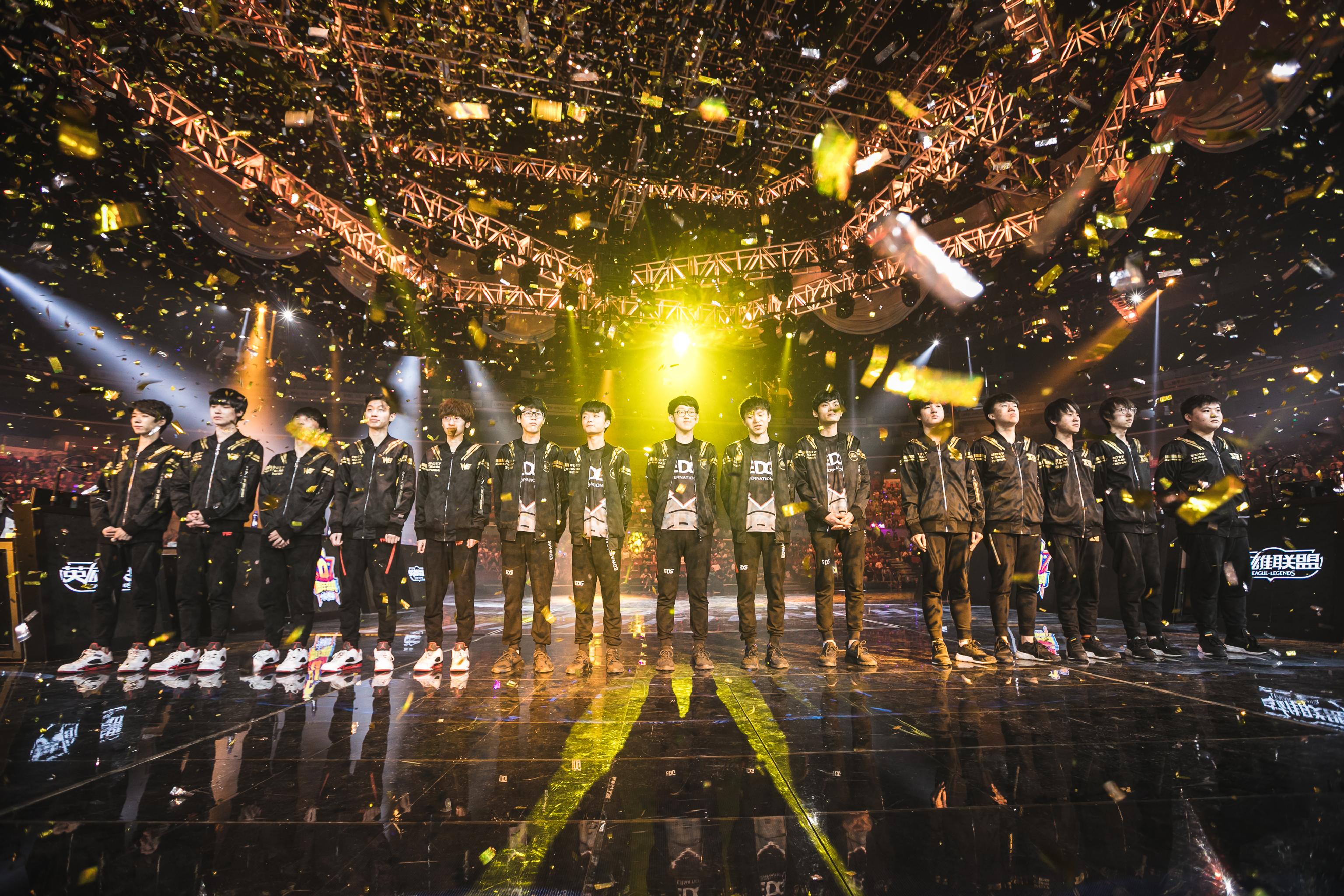 包含世界聚焦！LPL赛事全球收视创新高的词条