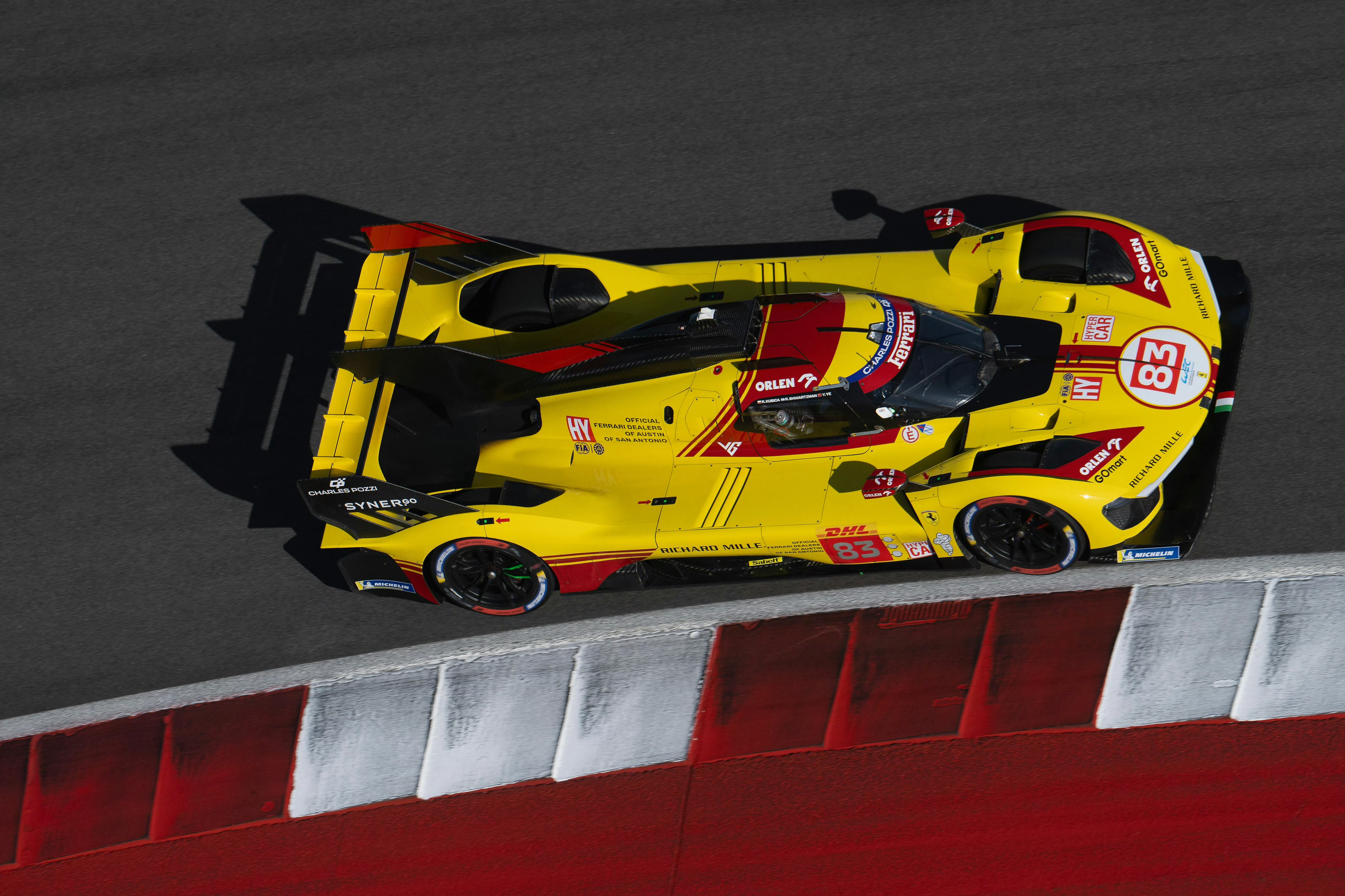 梅赛德斯轻取法拉利,皮亚斯特里高光表现 梅赛德斯轻取法拉利,皮亚斯特里高光表现