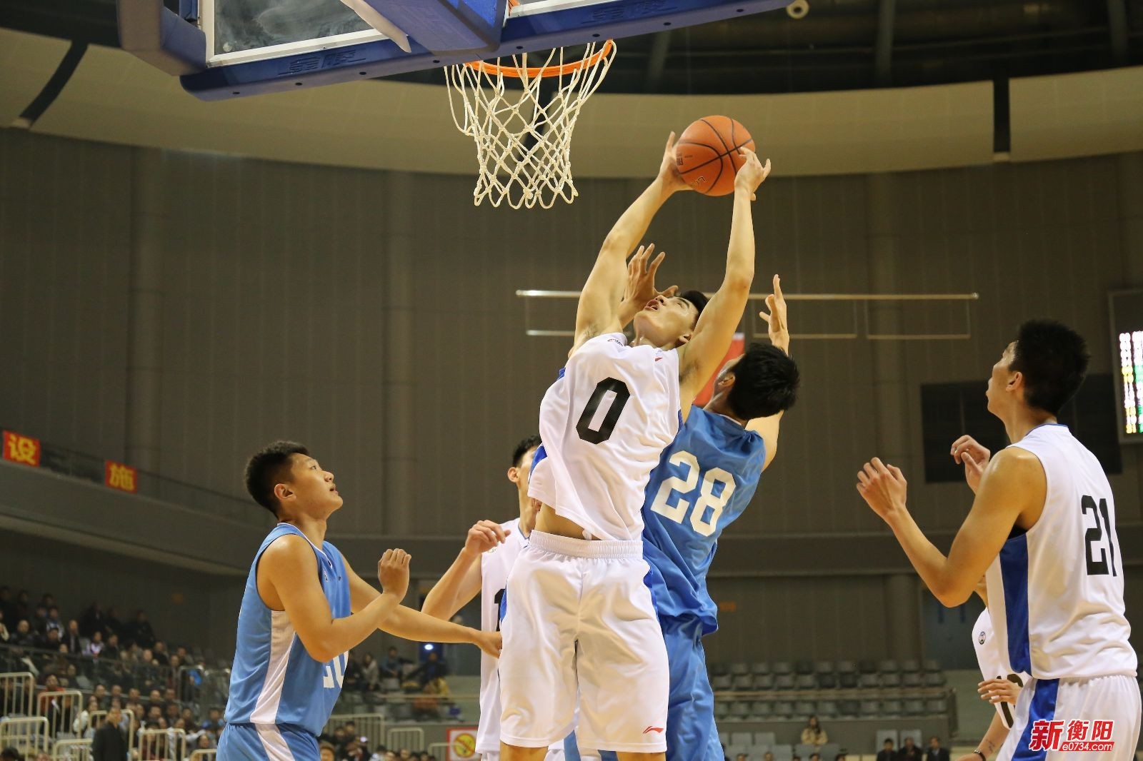 热情澎湃:田径决赛势必搏出火花 热情澎湃:田径决赛势必搏出火花