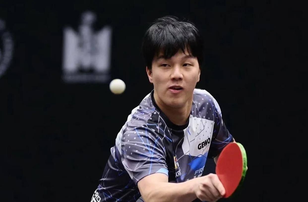 波兰队横扫葡萄牙队，奥恰洛夫带队取胜