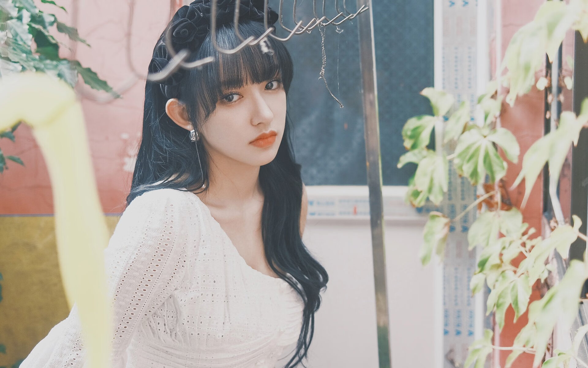 黑白色,当伦纳德在彩色的NBA里倔强地书写唯一