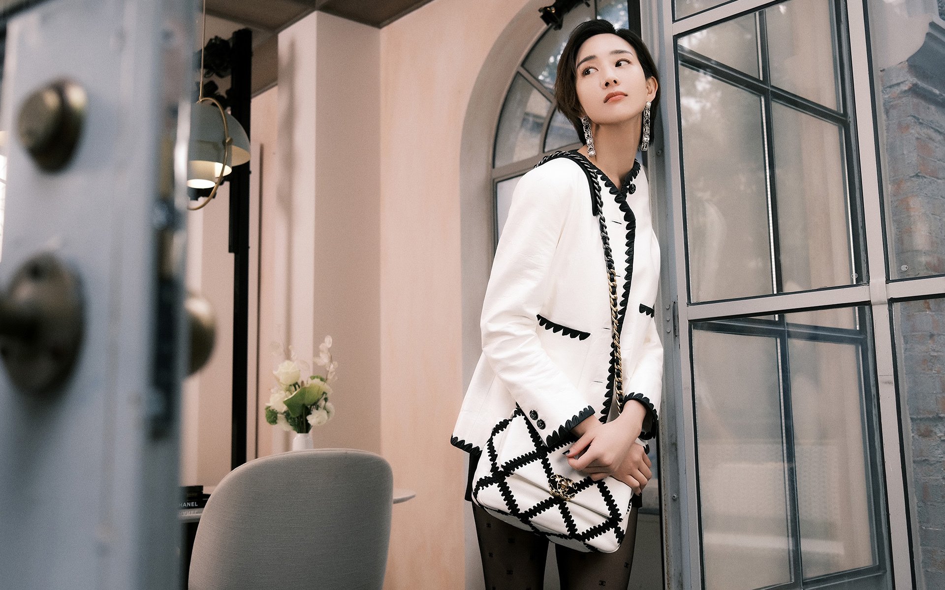 狩猎者与幽灵,马克西如何在魔术的迷雾中雕刻胜利